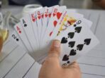 Asik Main Judi, Oknum Aparat Desa Digelandang Polisi Oknum Aparat Desa Digelandang Polisi