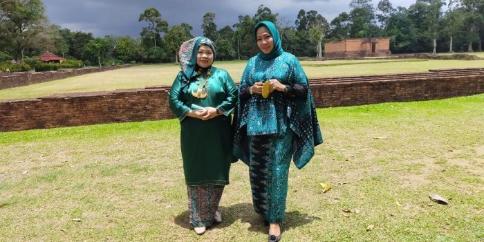 Foto saat kunjungan ke Candi Muaro Jambi