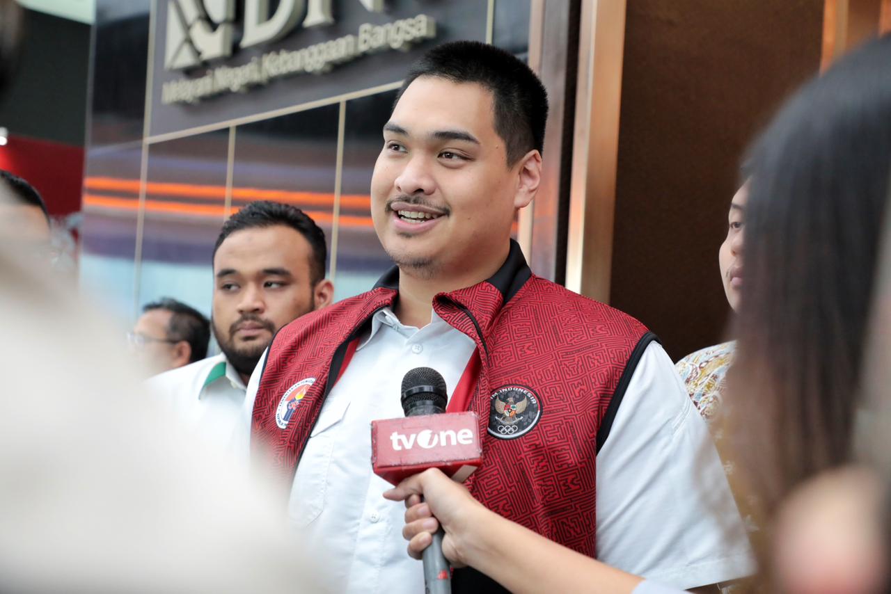 1402menpora dito harap laga timnas indonesia vs argentina jadi pengalaman berharga skuat garuda