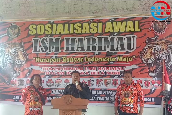 widji saat menyampaikan adart lsm