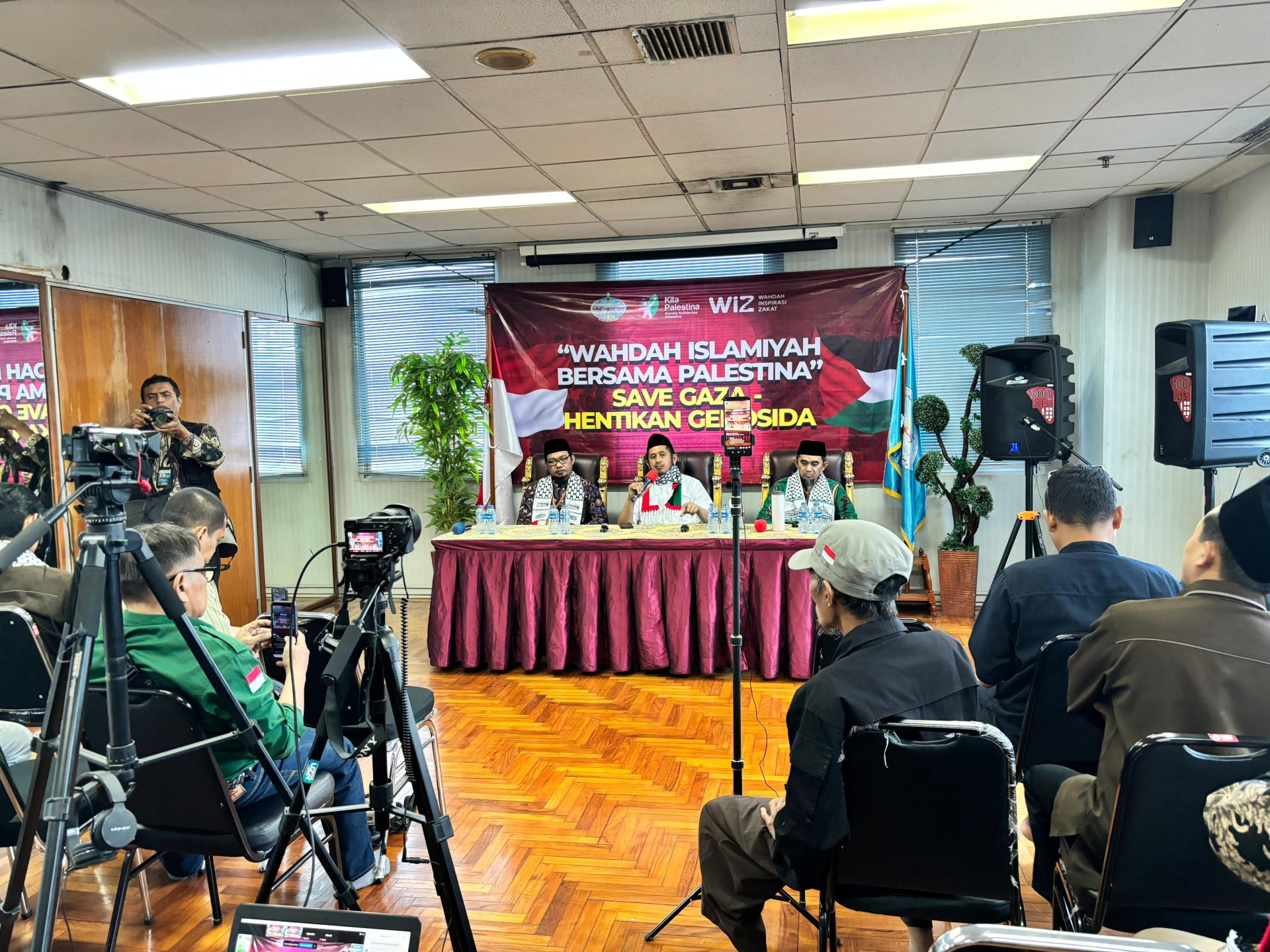 d79cc86f 8e6a 40cb b417 32f93ab48c25