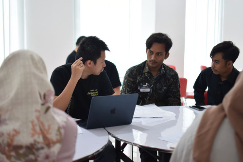 bersiap hadapi fluktuasi ekonomi, maxy academy himbau mahasiswa lakukan upskilling (1) bersiap hadapi fluktuasi ekonomi, maxy academy himbau mahasiswa lakukan upskilling (1)