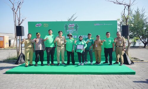 dokumentasi penanaman mangrove oleh nestlé milo di pantai mangunharjo, semarang (sumber vritimes.com) dokumentasi penanaman mangrove oleh nestlé milo di pantai mangunharjo, semarang (sumber vritimes.com)