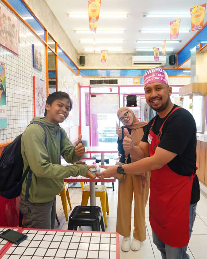 memperingati hari pelanggan (pt inspirasi bisnis nusantara)