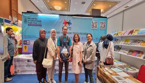 dokumentasi acara indonesia international book fair (iibf), binus & appti (sumber vritimes.com)