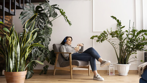 green living an eco friendly lifestyle in modern era (1) (1)