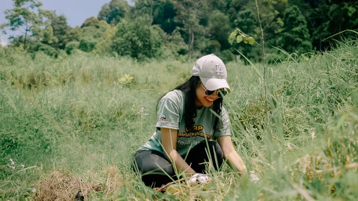 menanam pohon trembesi (wsbp)