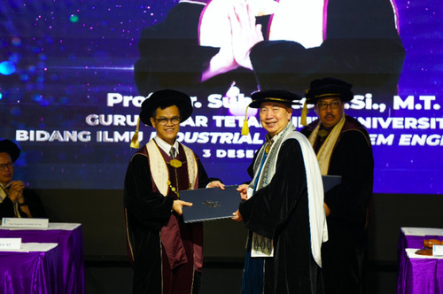 guru besar bidang industrial & system engineering