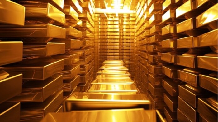 harga emas bearish tertekan oleh dolar dan kenaikan imbal hasil obligasi