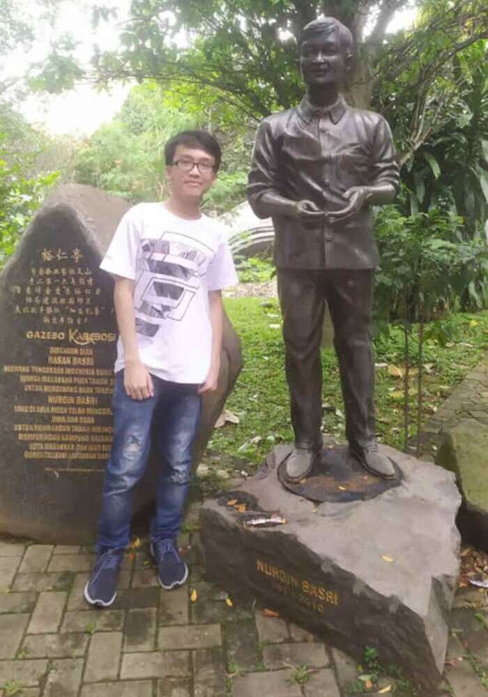 jovan vian (1)