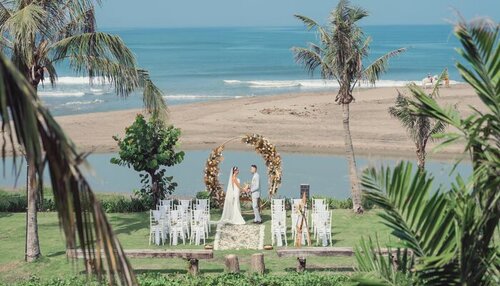 pernikahan di swarga suites bali berawa, marclan international (sumber vritimes.com) pernikahan di swarga suites bali berawa, marclan international (sumber vritimes.com)