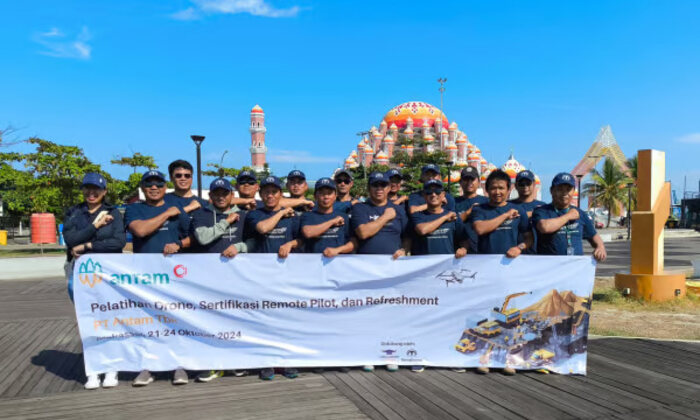 terra drone indonesia tingkatkan kompetensi karyawan antam lewat pelatihan remote pilot (1) terra drone indonesia tingkatkan kompetensi karyawan antam lewat pelatihan remote pilot (1)