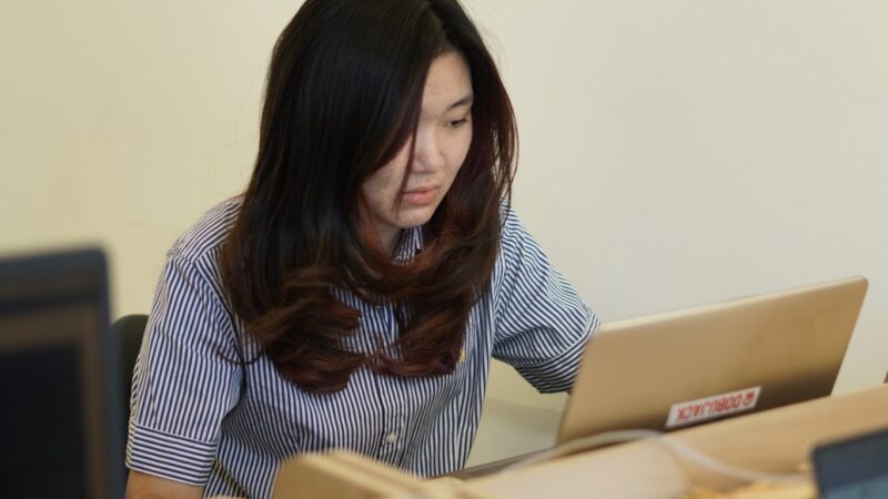 angka pengangguran fresh graduate meningkat, maxy academy buka solusi melalui digital career bootcamp