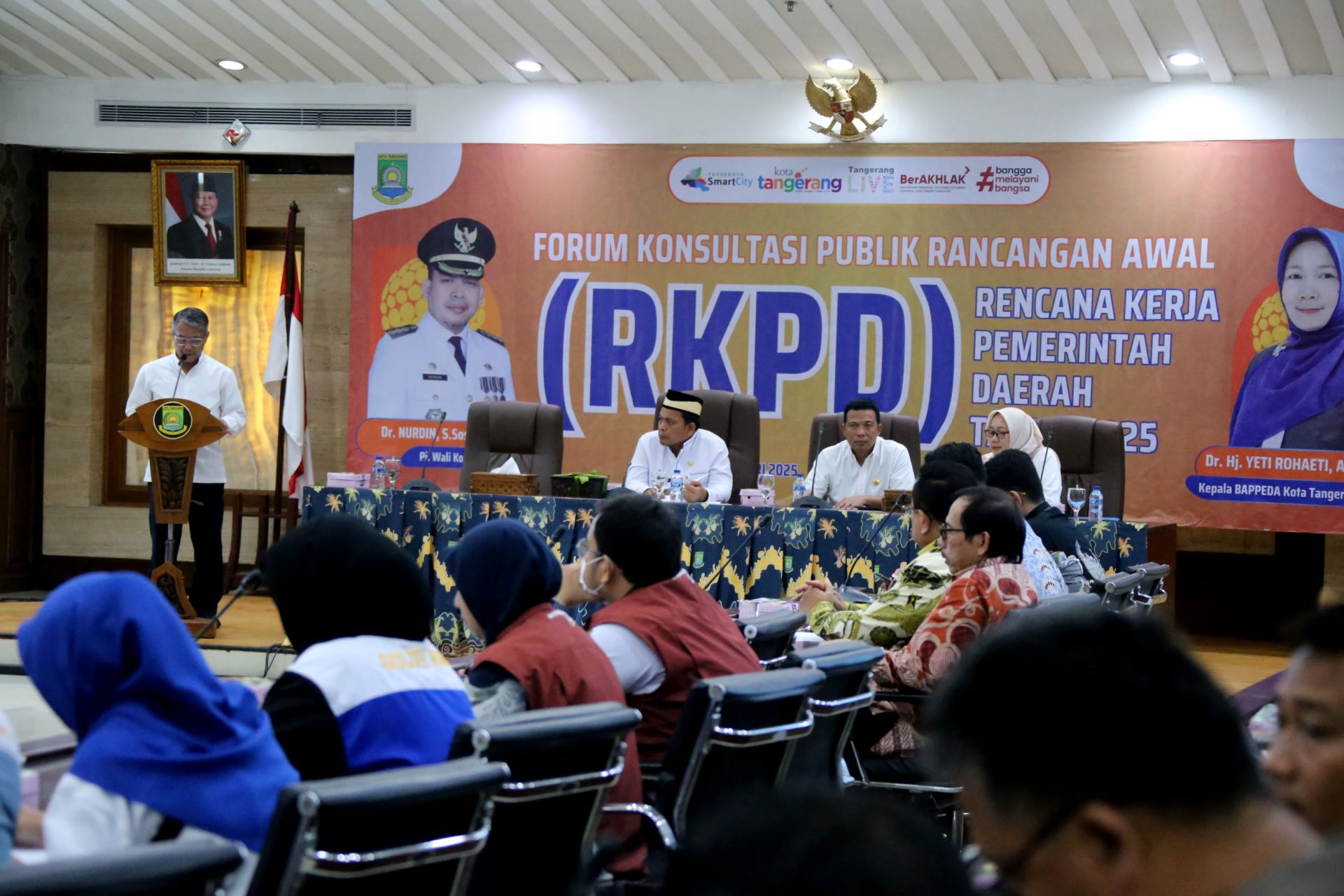 pembukaan foru konsultasi publik rancangan awal rkpd tahun 2025 pj walikota10
