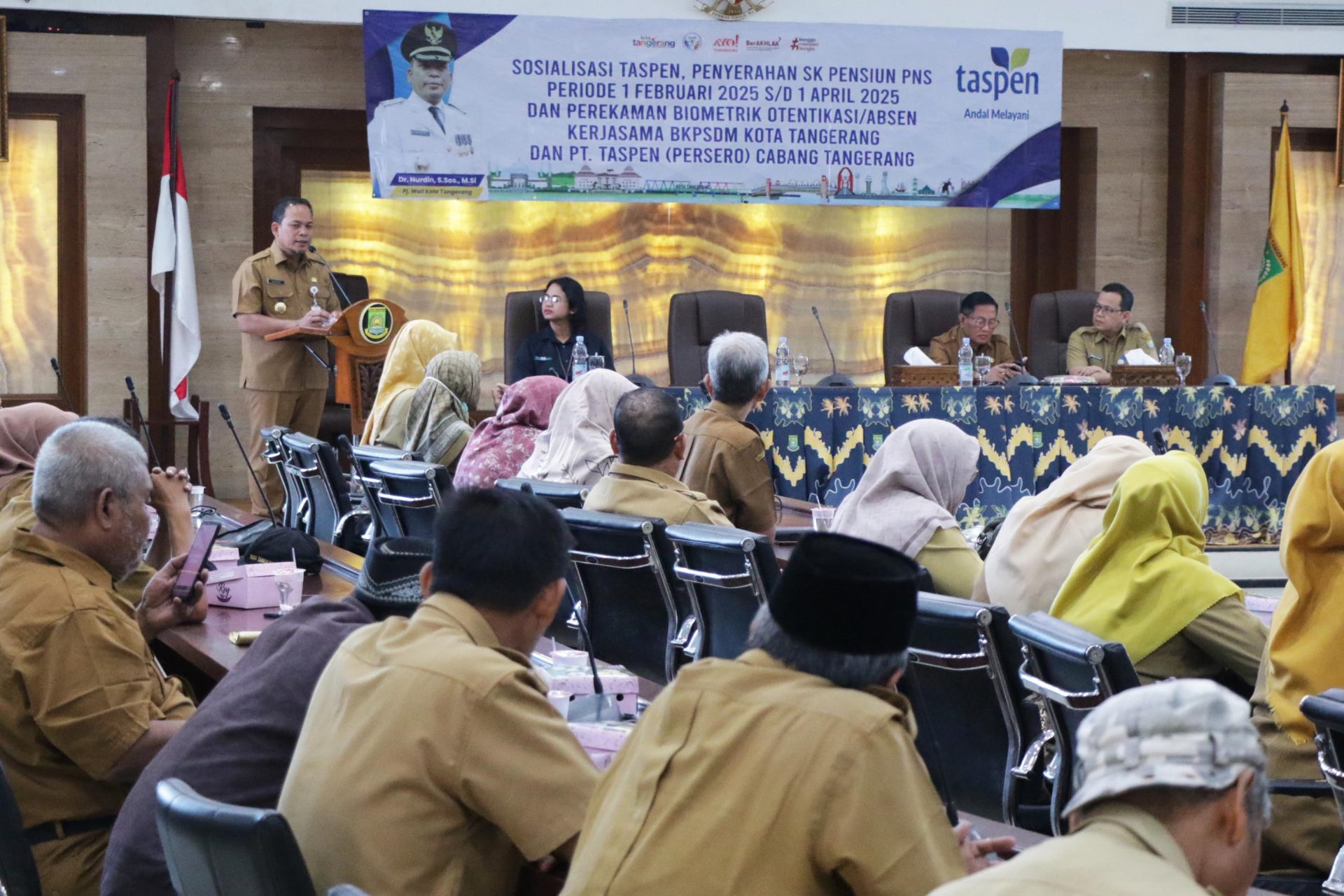 penyerahan sk pensiun pj (8)
