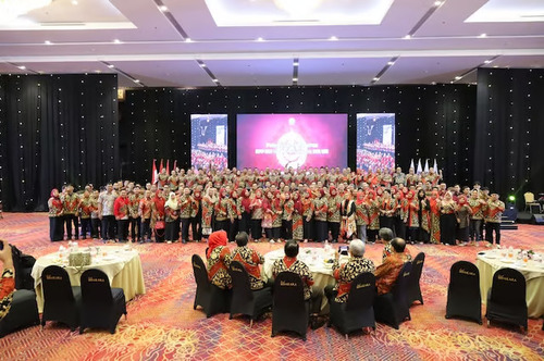 pelantikan pengurus dpp ika uii & dpw jakarta ika uii