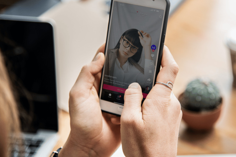 tiktok messaging ads