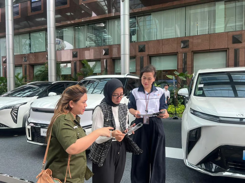bri finance dukung kemandirian finansial perempuan indonesia lewat kkb (2)