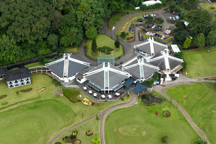 handara golf & resort bali meraih gelar best luxury golf resort indonesia pada luxury lifestyle awards 2025