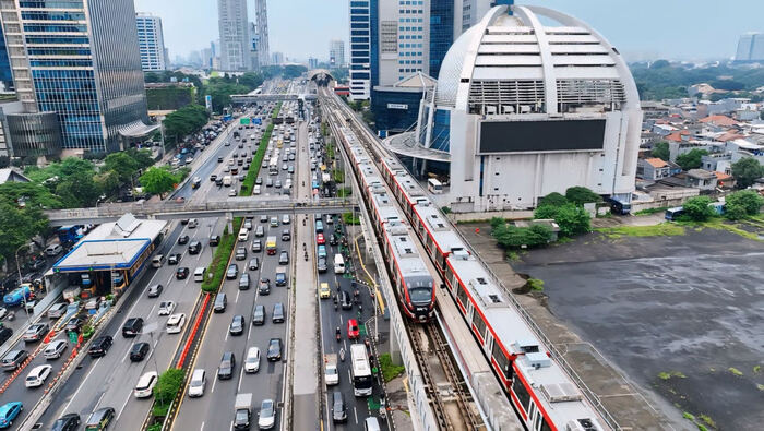 kinerja positif lrt jabodebek selama periode libur panjang waisak 2025