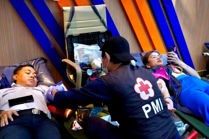 wujudkan kepedulian sosial, puluhan pegawai kai properti ikut donor darah