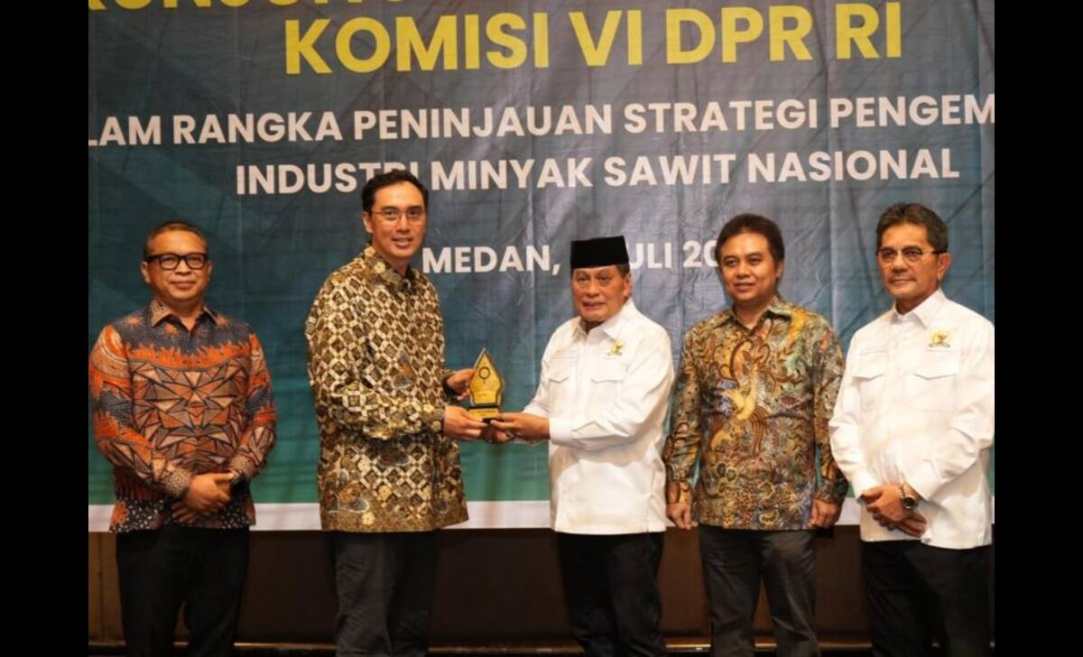 dpr ri nilai ptpn group sukses bangun fondasi sawit masa depan melalui transformasi digital