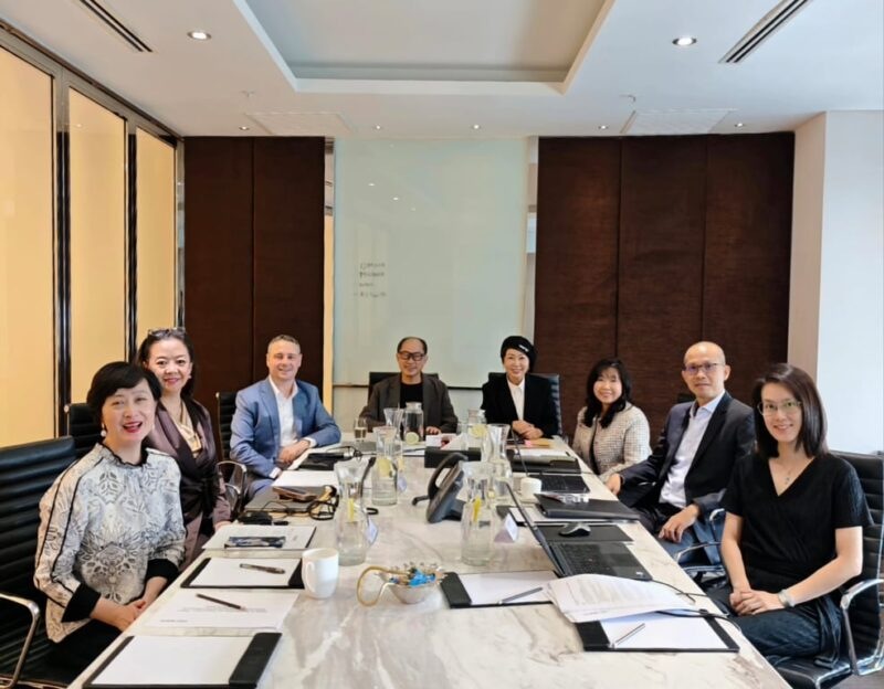 visi berani mee kim dorong ekspansi global ceo suite, sasar kota kota besar di asia dan uae