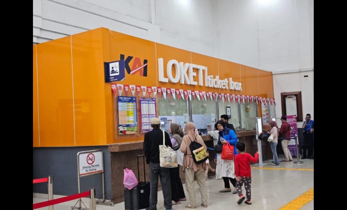 kai divre iii palembang angkut 11.629 penumpang selama libur peringatan hut ke 80 kemerdekaan ri