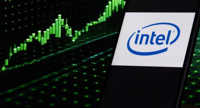 saham intel melejit