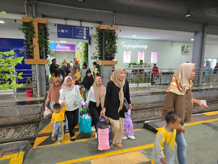 libur panjang maulid nabi, kai divre iv tanjungkarang catat kenaikan penumpang 5