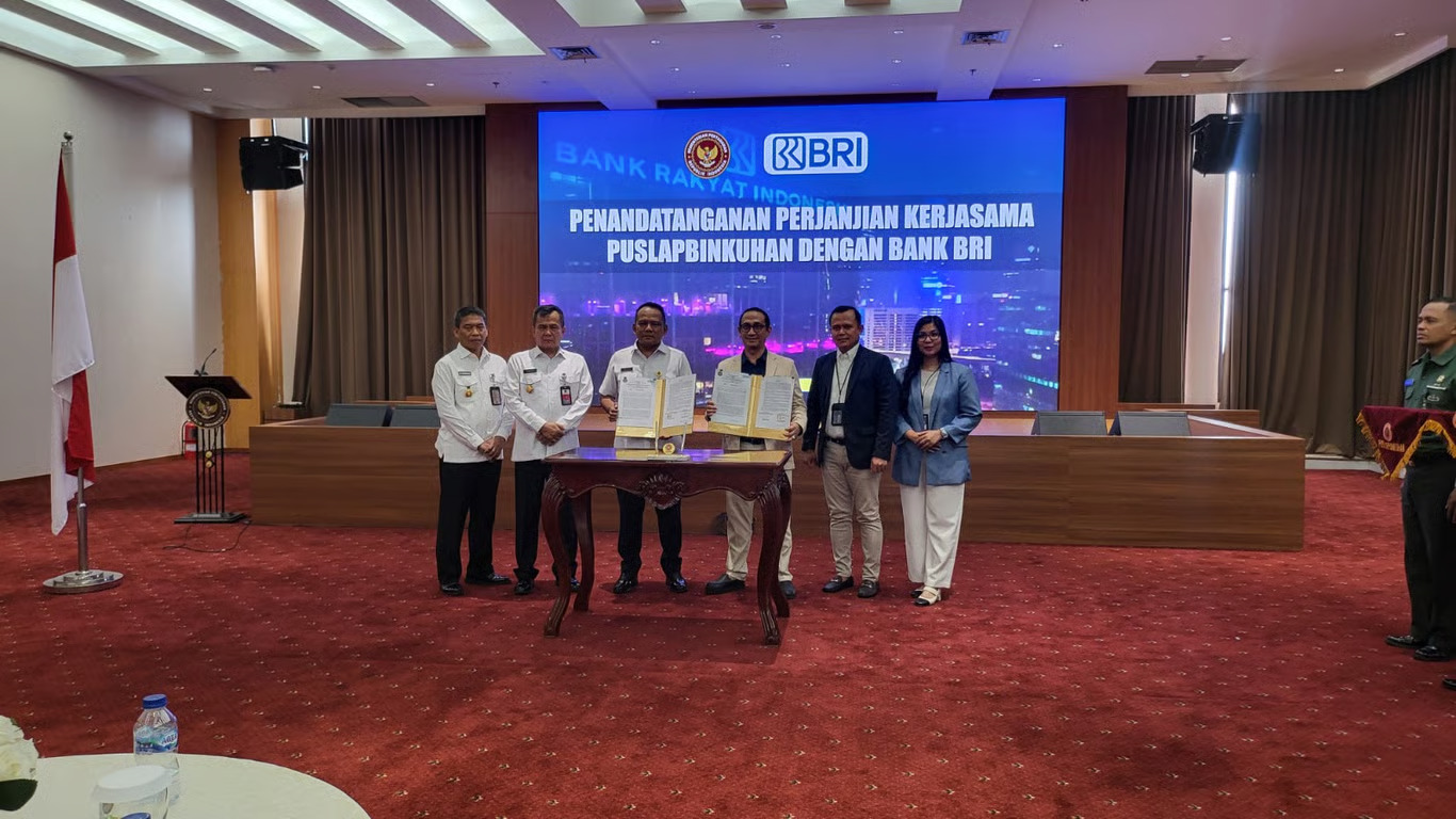 bri branch office kramat teken kerja sama strategis dengan puslapbinkuhan kemhan untuk tingkatkan pelayanan keuangan dan kesejahteraan personel tni serta asn