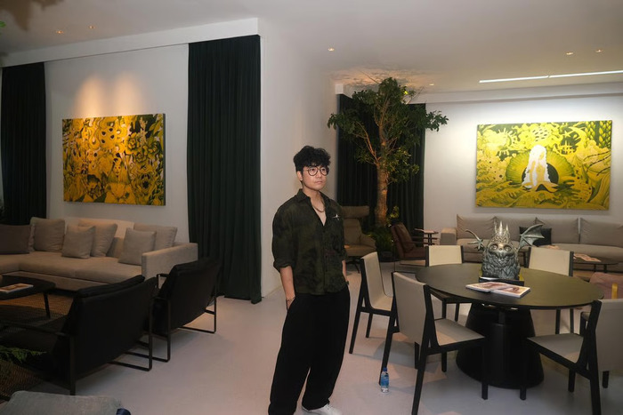 jejak atreyu moniaga di art jakarta 2025 sebuah perayaan refleksi dan regenerasi seni (1)