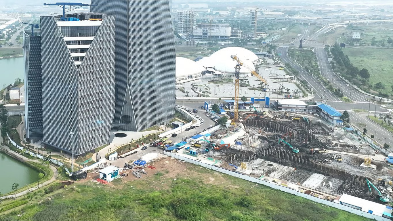 wsbp pasok spun pile untuk gedung mandiri financial center pik 2, wujud komitmen terhadap proyek nasional (1)