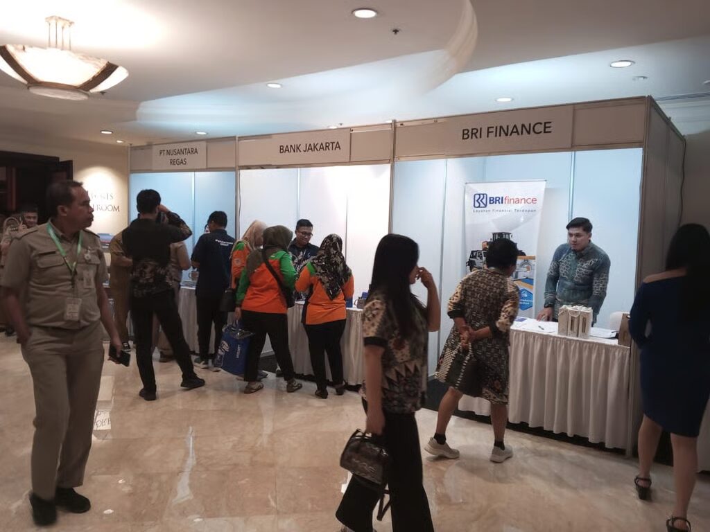 bri finance dukung aksi kolektif untuk lingkungan berkelanjutan di dki jakarta
