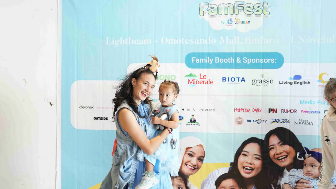 famfest 2025 by ibu2canggih x lightbeam