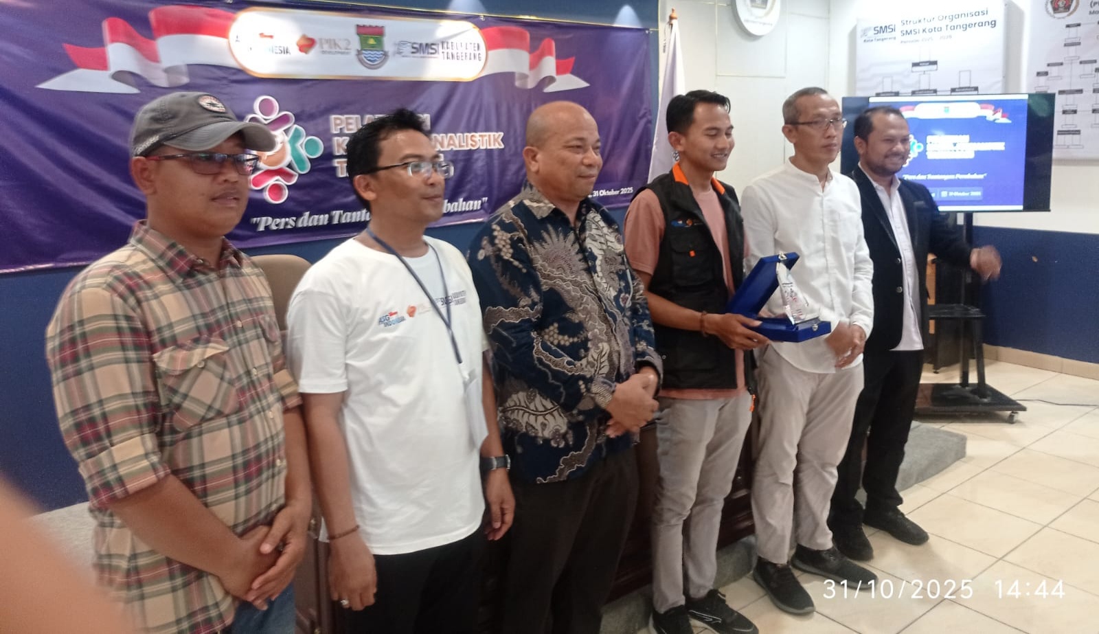 img 20251101 012311 img 20251101 012311