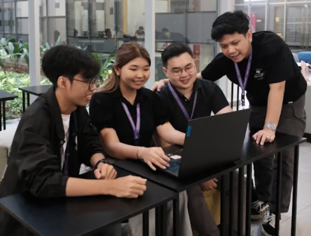 meneruskan semangat #jadigenerasiai yang berdampak,binus didukung oleh microsoft melanjutkan tahun kedua pembelajaran ai melalui greatnusa