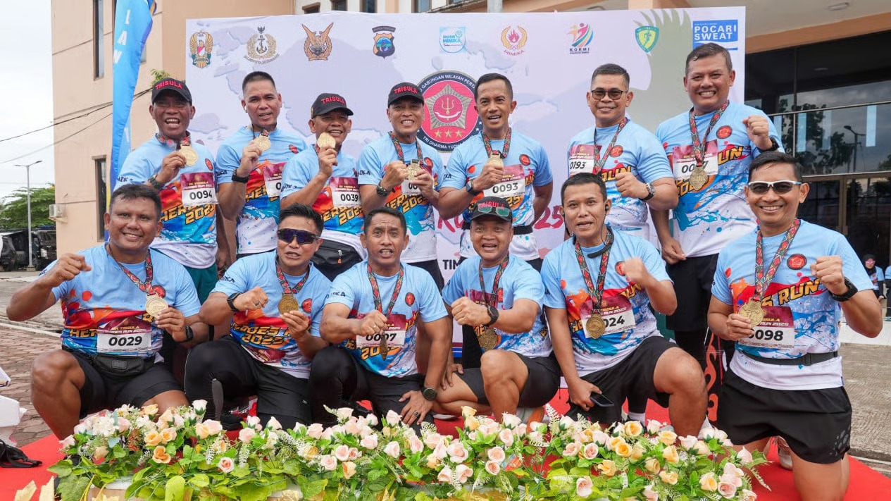 trisula heroes run 2025 sukses digelar di mimika, kogabwilhan iii ajak warga papua perkuat persatuan
