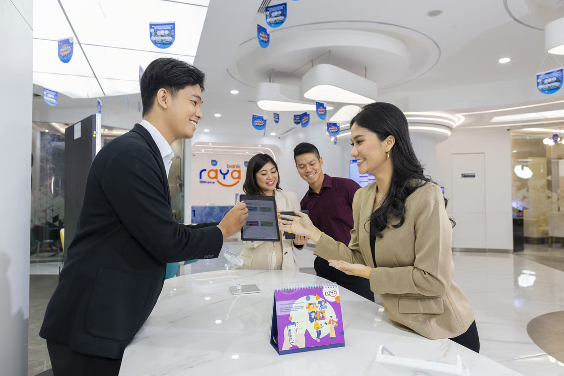 bank raya kembali raih penghargaan bank raya kembali raih penghargaan