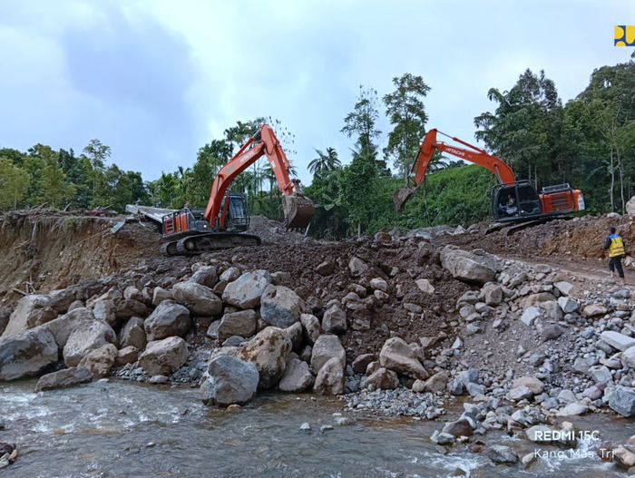 kementerian pu tangani konektivitas jalan provinsi sicincin bukittinggi, pemasangan jembatan darurat ditargetkan rampung awal januari