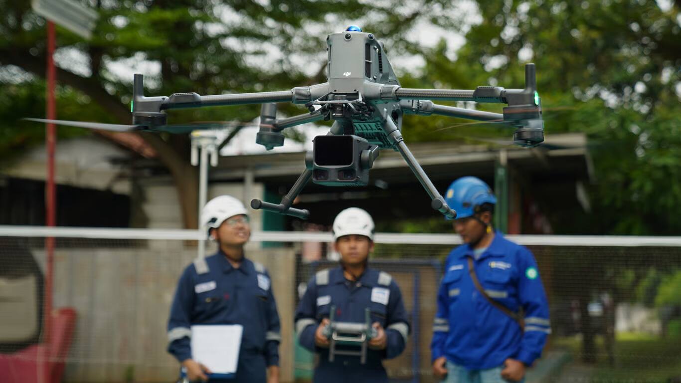 pengujian drone lidar untuk meningkatkan akurasi inspeksi menara transmisi