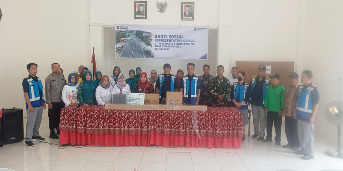 salurkan bantuan sarana lingkungan, jtt dukung pembangunan berkelanjutan di sekitar ruas tol semarang seksi a,b,c