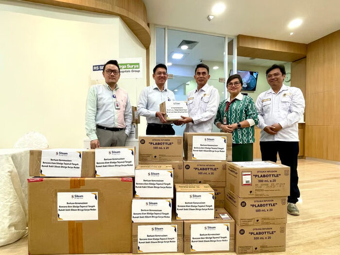 siloam international hospitals peduli bencana sumatera, kirim bantuan kemanusian, obat, alat kesehatan, & tenaga medis