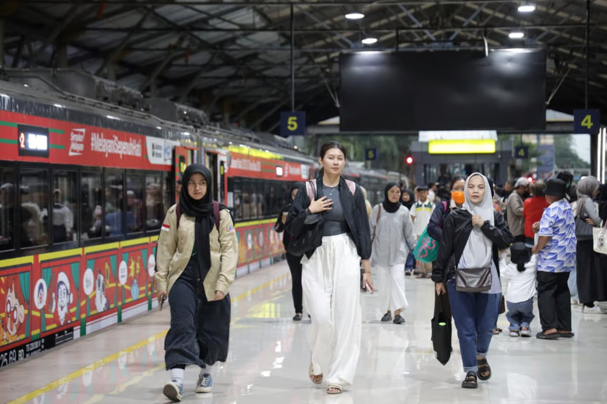 10 stasiun asal terbanyak pelanggan ka jarak jauh yang datang ke wilayah daop 2 bandung untuk liburan akhir tahun