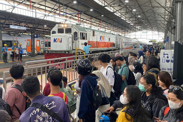 berangkatkan hampir 6 juta penumpang ka pada 2025, kai daop 4 semarang sampaikan terima kasih atas kepercayaan pelanggan (1)