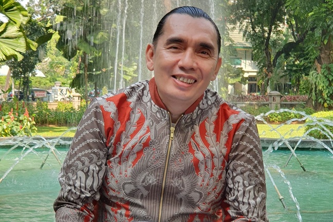 dosen unev. trisakti azmi syahputra