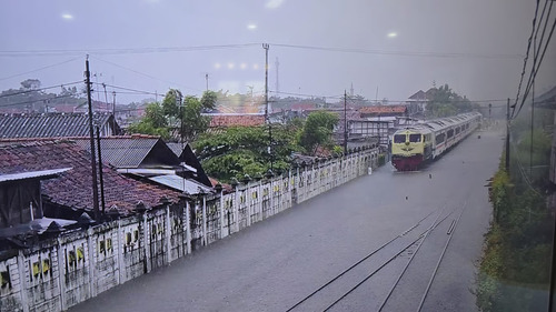 kai daop 1 utamakan keselamatan, lakukan penyesuaian perjalanan ka dampak banjir pekalongan (2)
