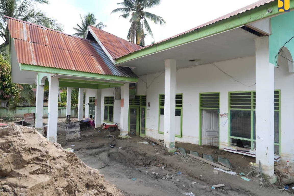 tinjau pemulihan pascabencana di aceh tenggara, menteri pu penanganan banjir harus sentuh hulu, sabo dam jadi solusi