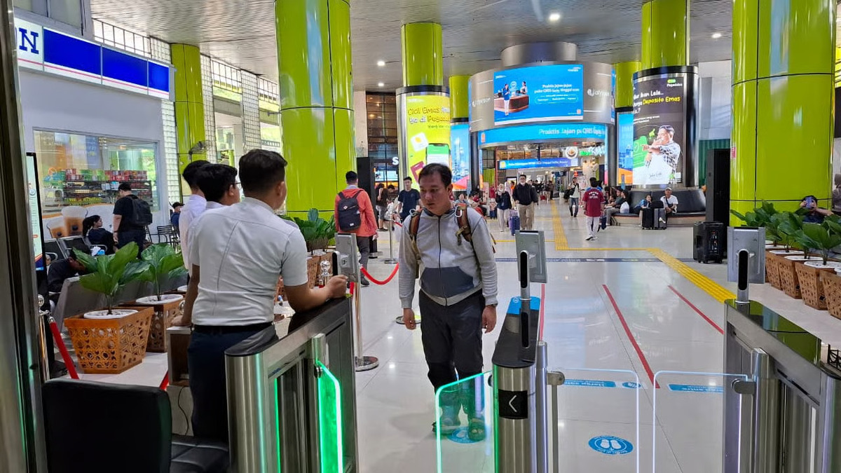antusiasme mudik lebaran terus meningkat, 149.442 tiket keberangkatan 11–18 maret dari daop 1 jakarta telah terjual