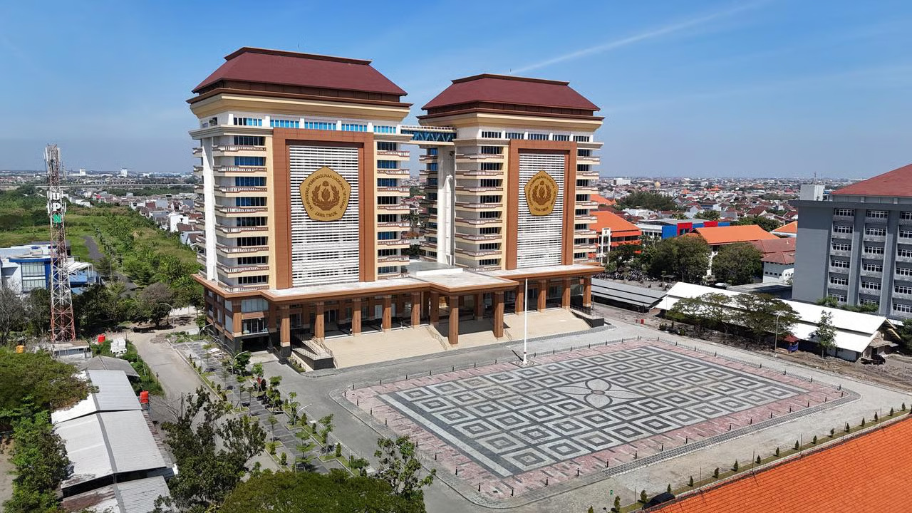 dukung infrastruktur pendidikan tinggi, ptpp rampungkan gedung fisip upn veteran jawa timur